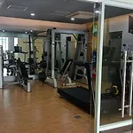 Hilander\'S Condotel Near Terminal 3 Airport