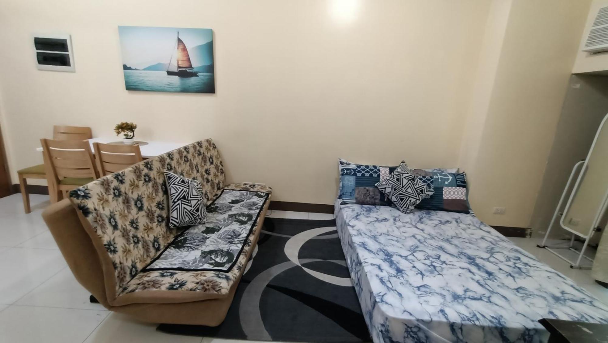 Hilander's Condotel Near Terminal 3 Airport